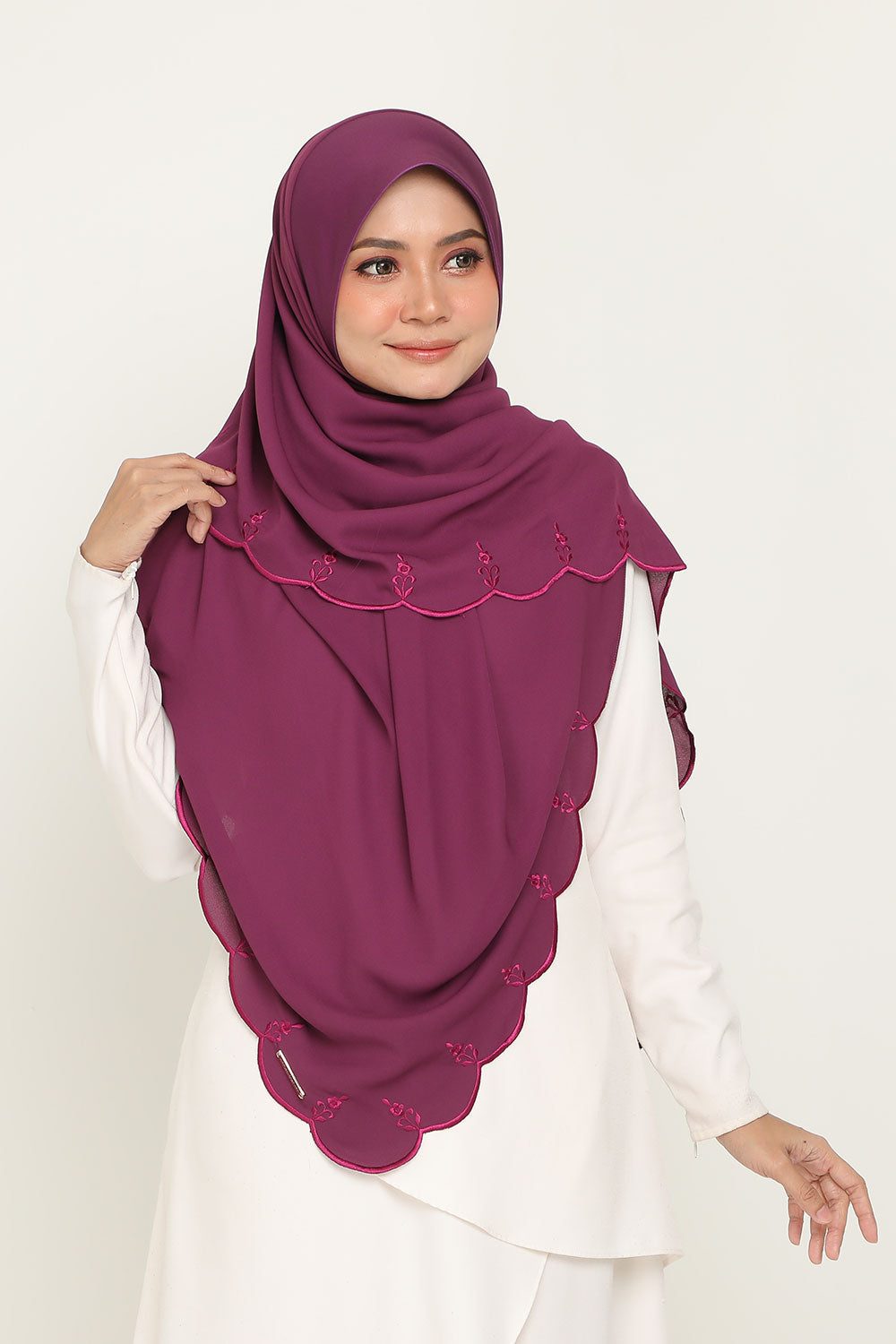 As-Is Instant Bawal Sulam Plum Purple