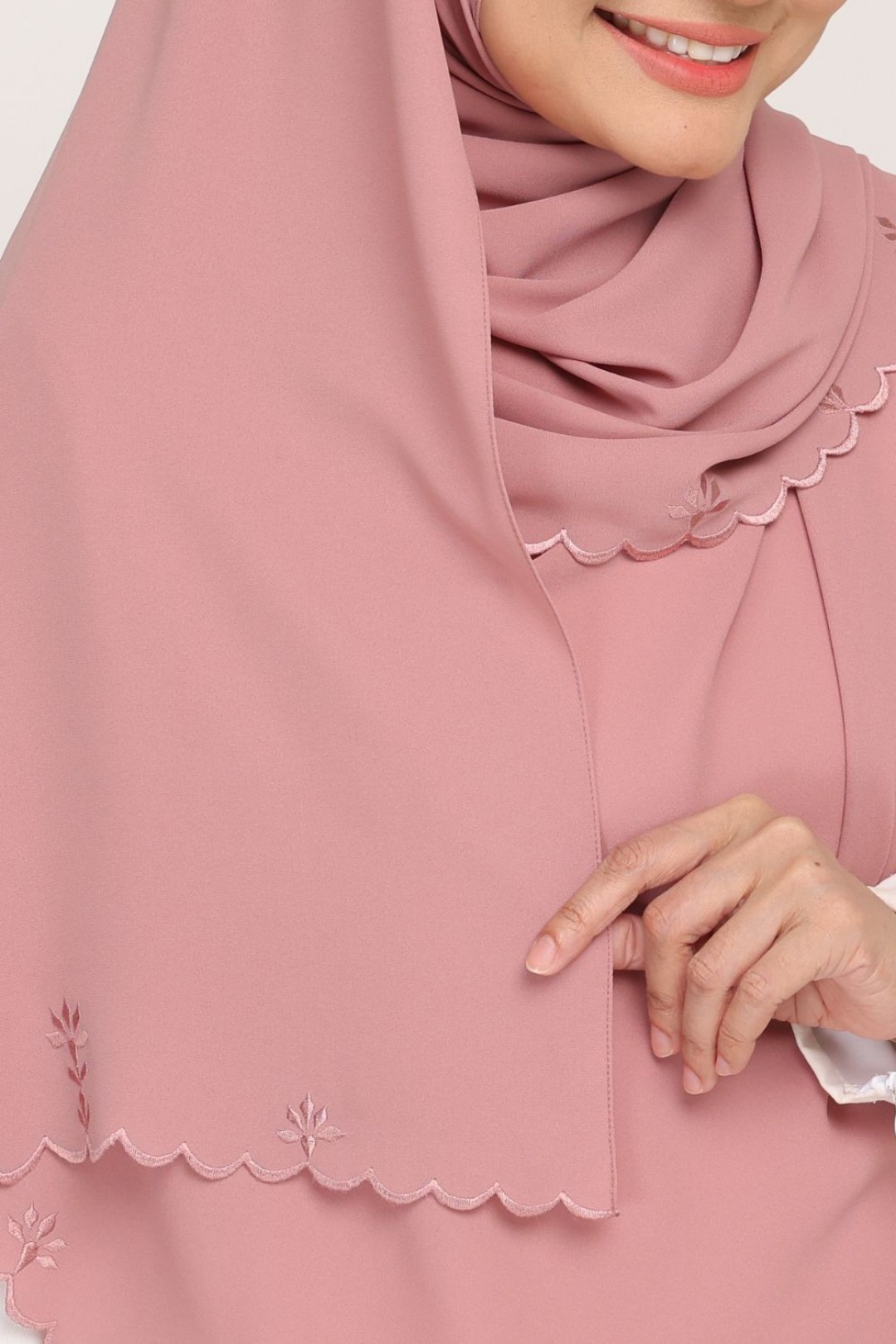 Shawl Sulam Magenta Blush