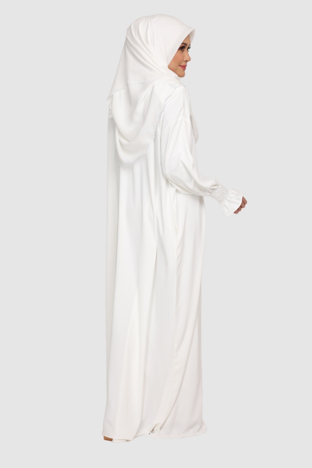 [AS-IS]- Jubah Rajwa Coral White