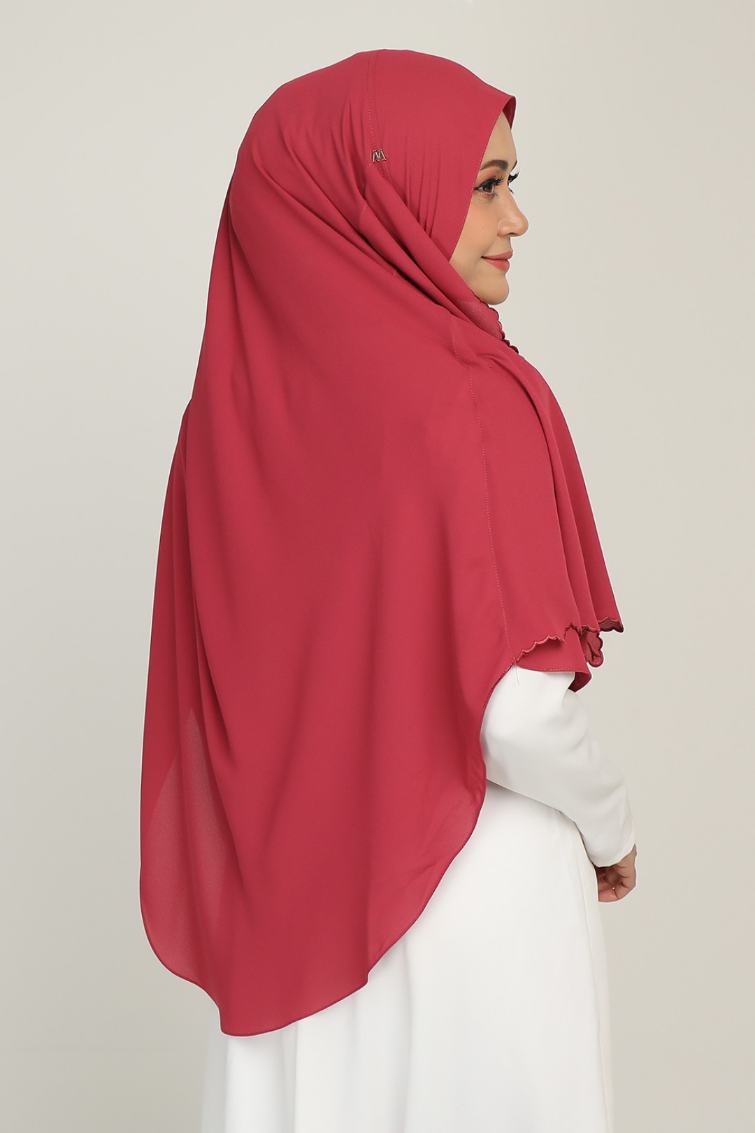 Umma Shawl Sulam Berry Red