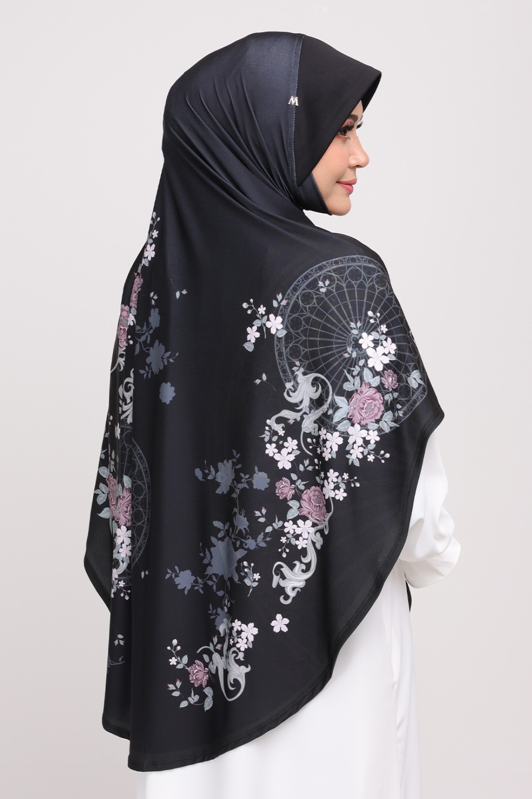 Sarung Printed Saadiyyah Black Hajar