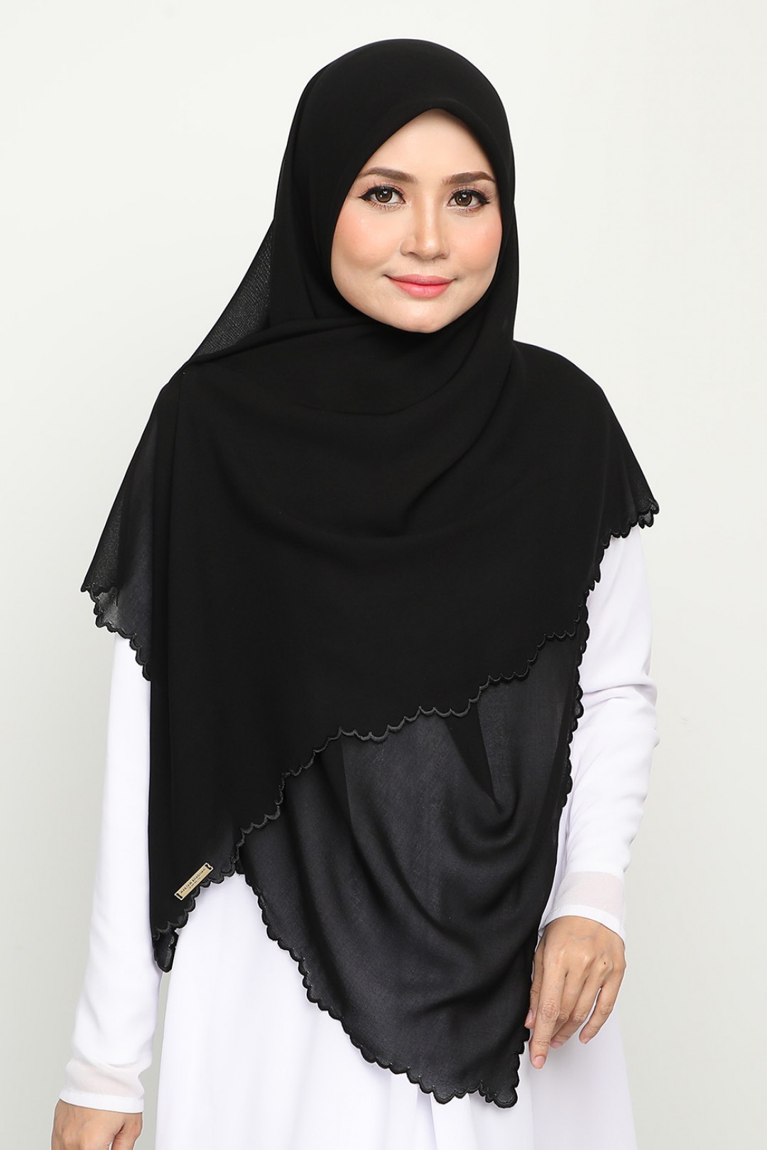 Bawal Sulam Card Black