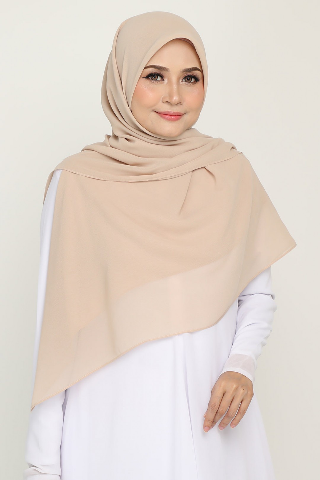 Bawal Square Creamy