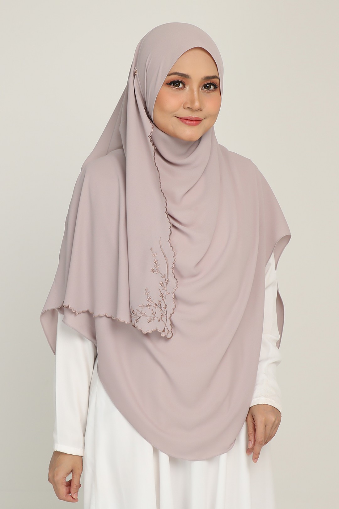 Umma Shawl Sulam French Quartz