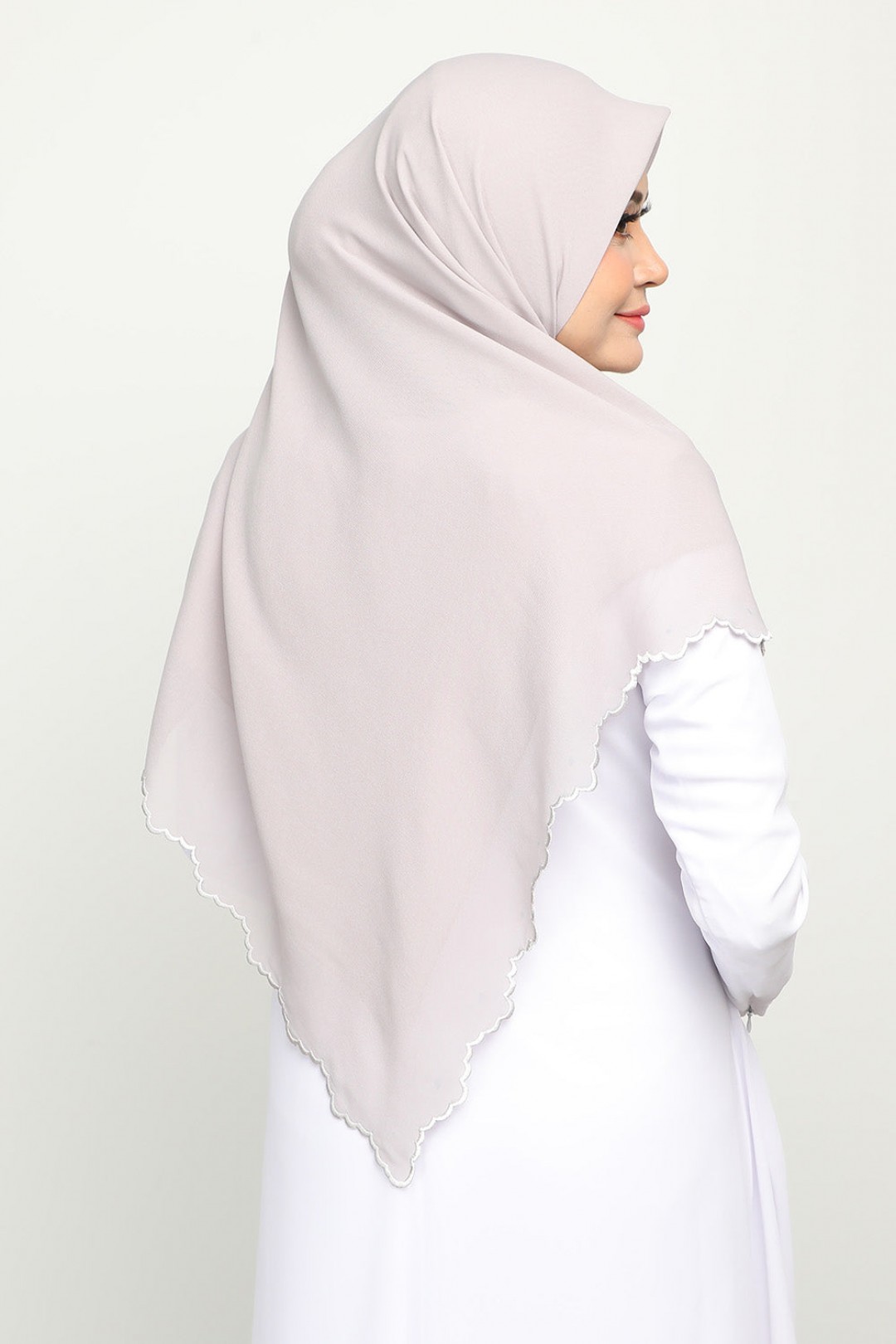 Bawal Sulam Haze Grey