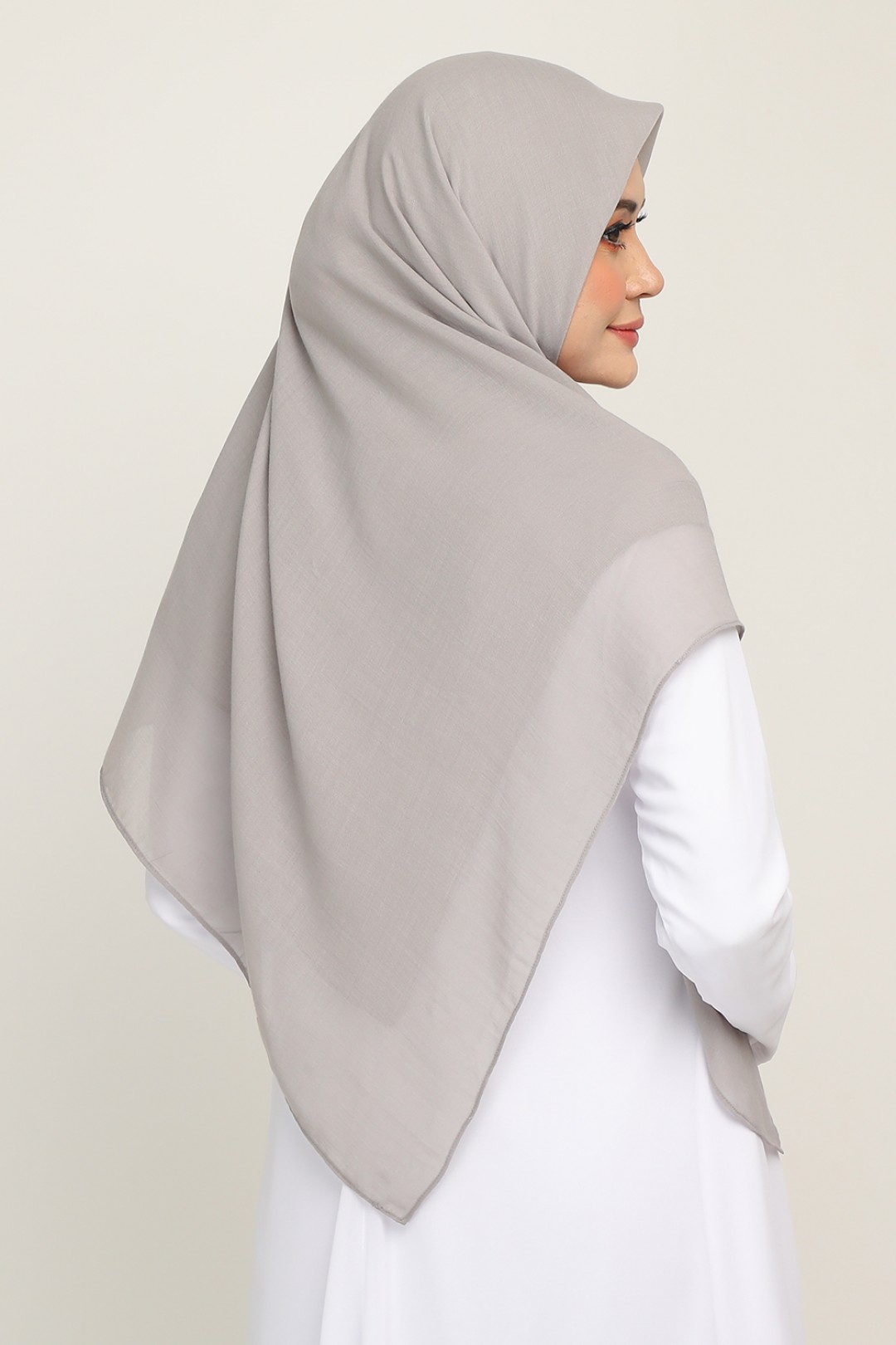 Classic Bawal Metallic Grey