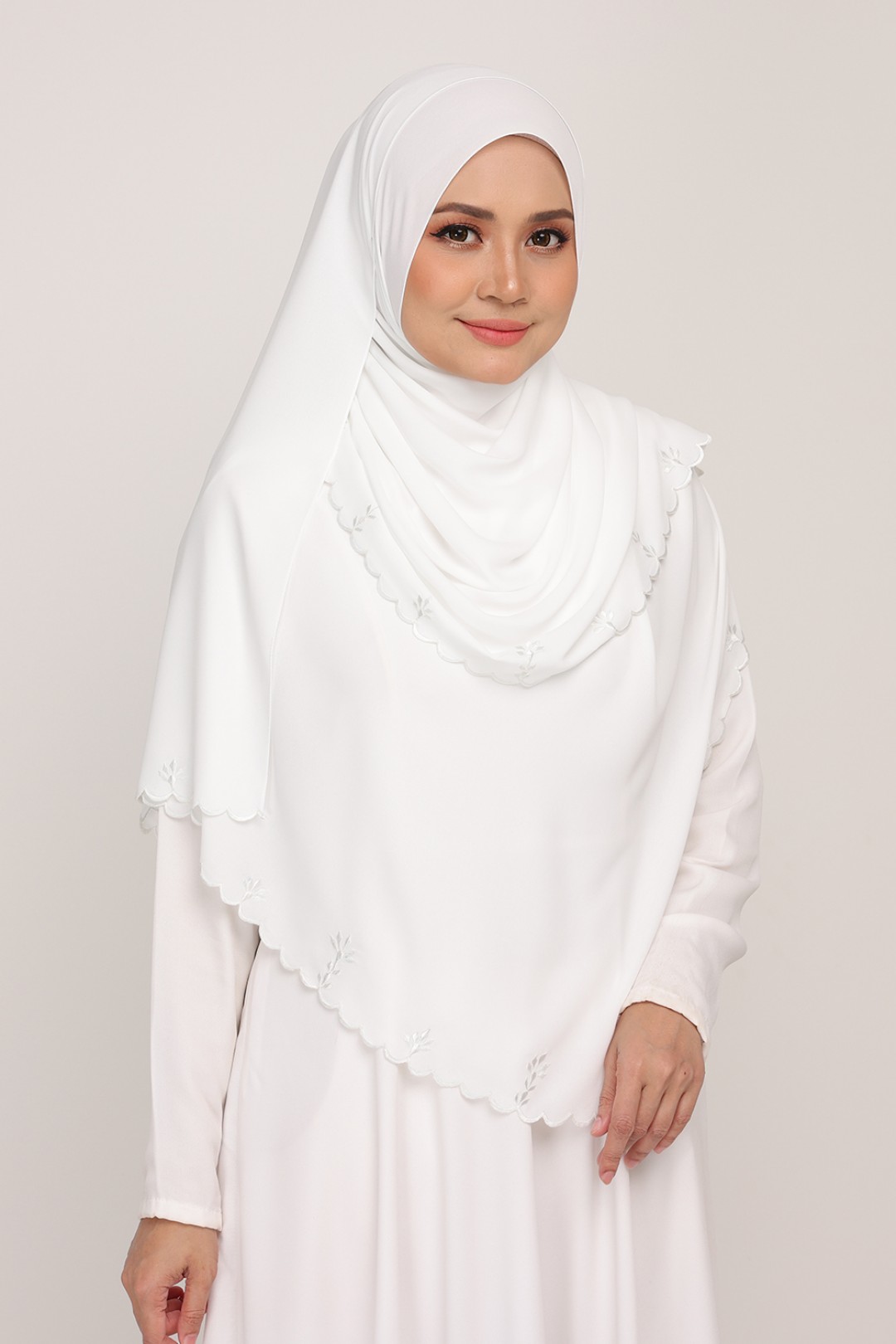 Shawl Sulam Moon White