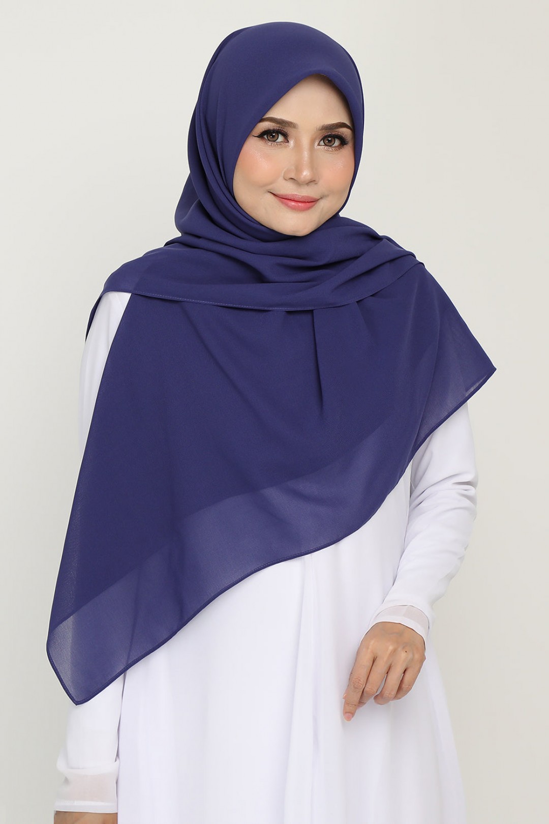 As-Is Bawal Square Navy