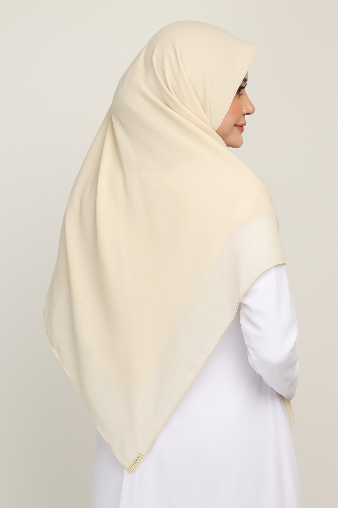 Classic Bawal Pastel Cream