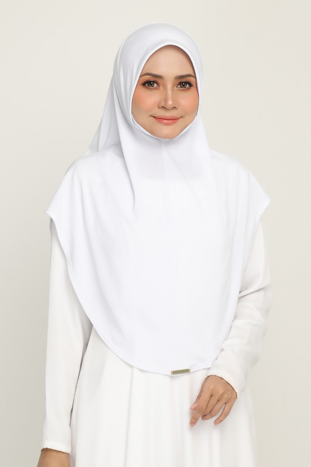 Ummi Twilly Polar White