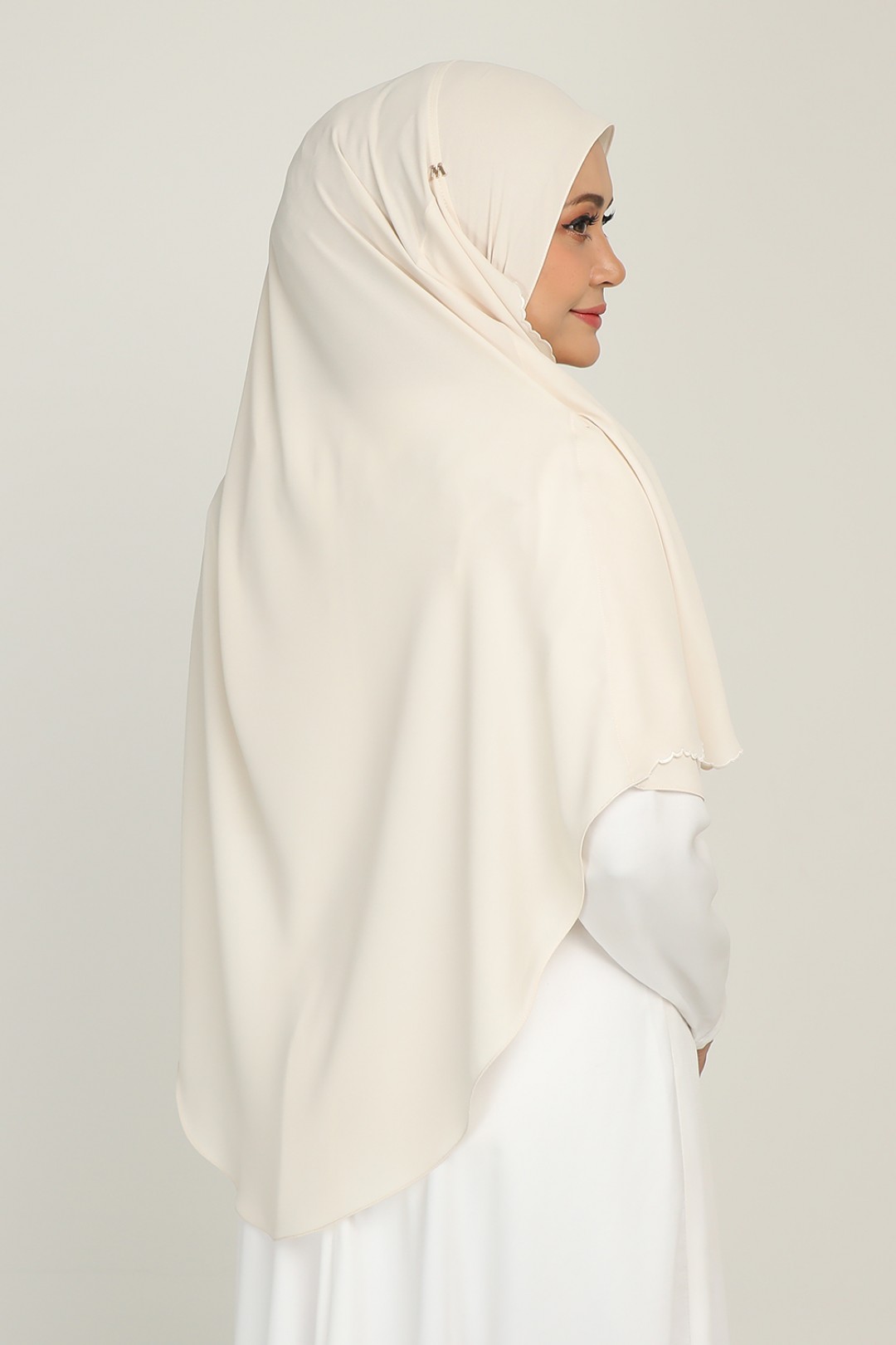 [AS-IS]-Umma Shawl Sulam Snow Beige