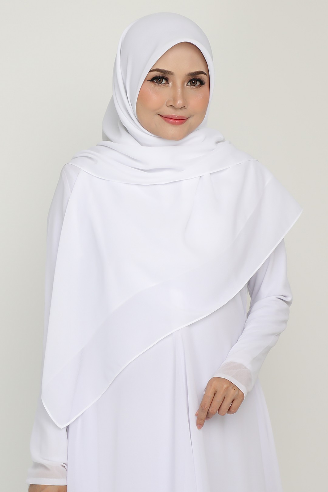 As-Is Bawal Square White