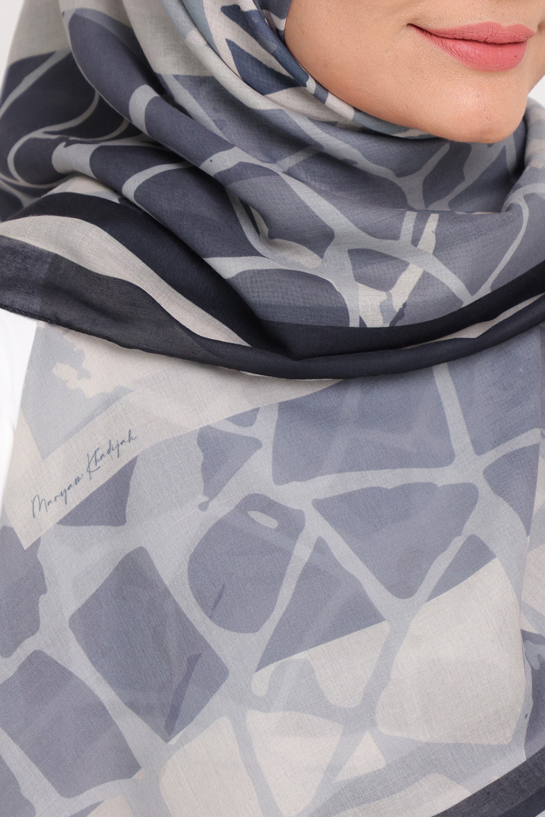 [AS-IS]-Bawal Printed Madera Medium Saphire