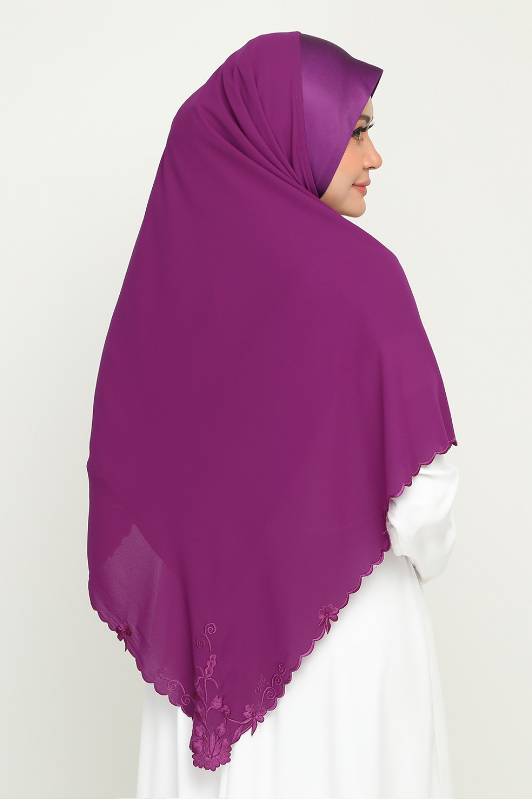 Instant Bawal Sulam Bold Plum