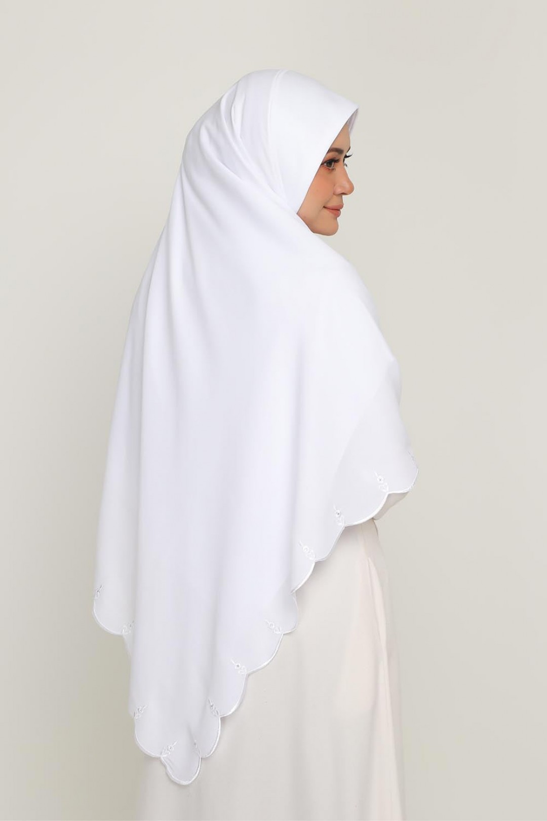 [AS-IS]- Instant Bawal Sulam Pearly White