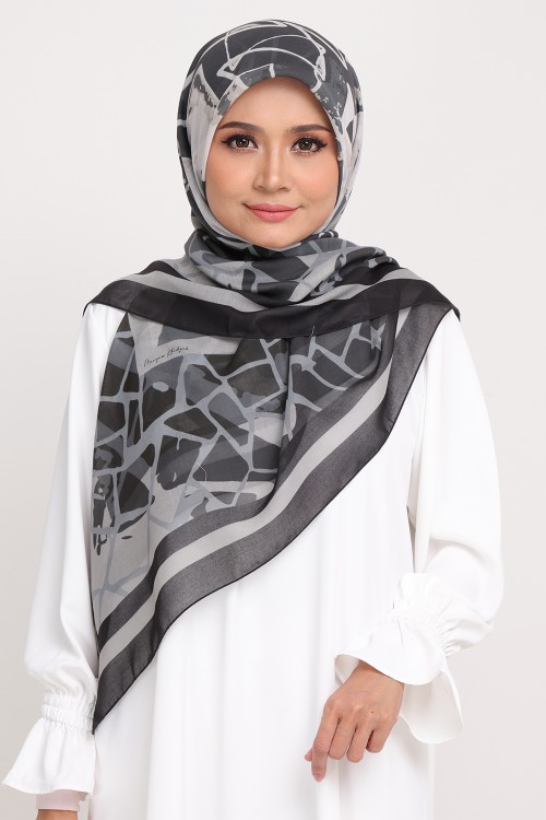 Bawal Printed Madera Silky Black