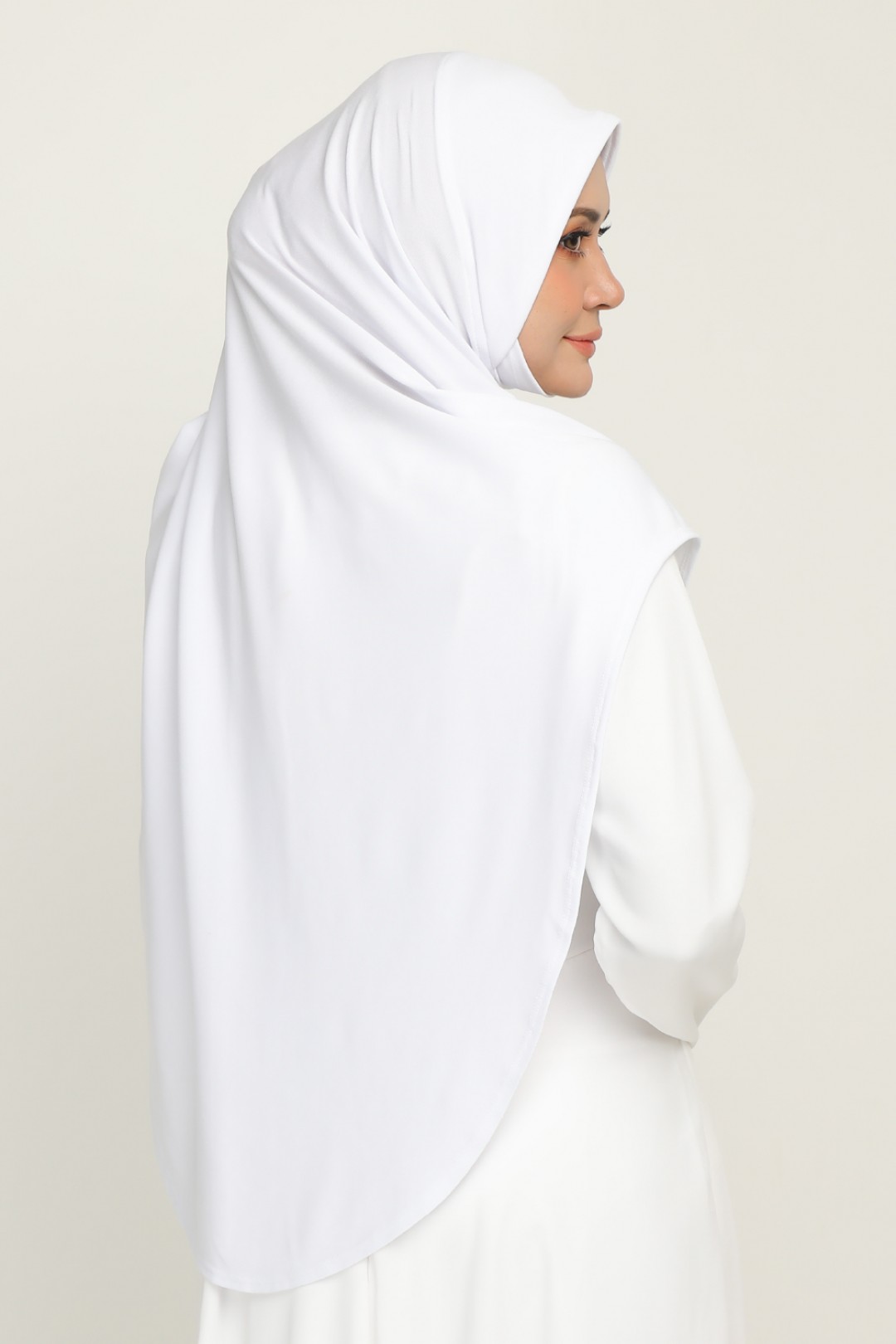 Ummi Twilly Polar White