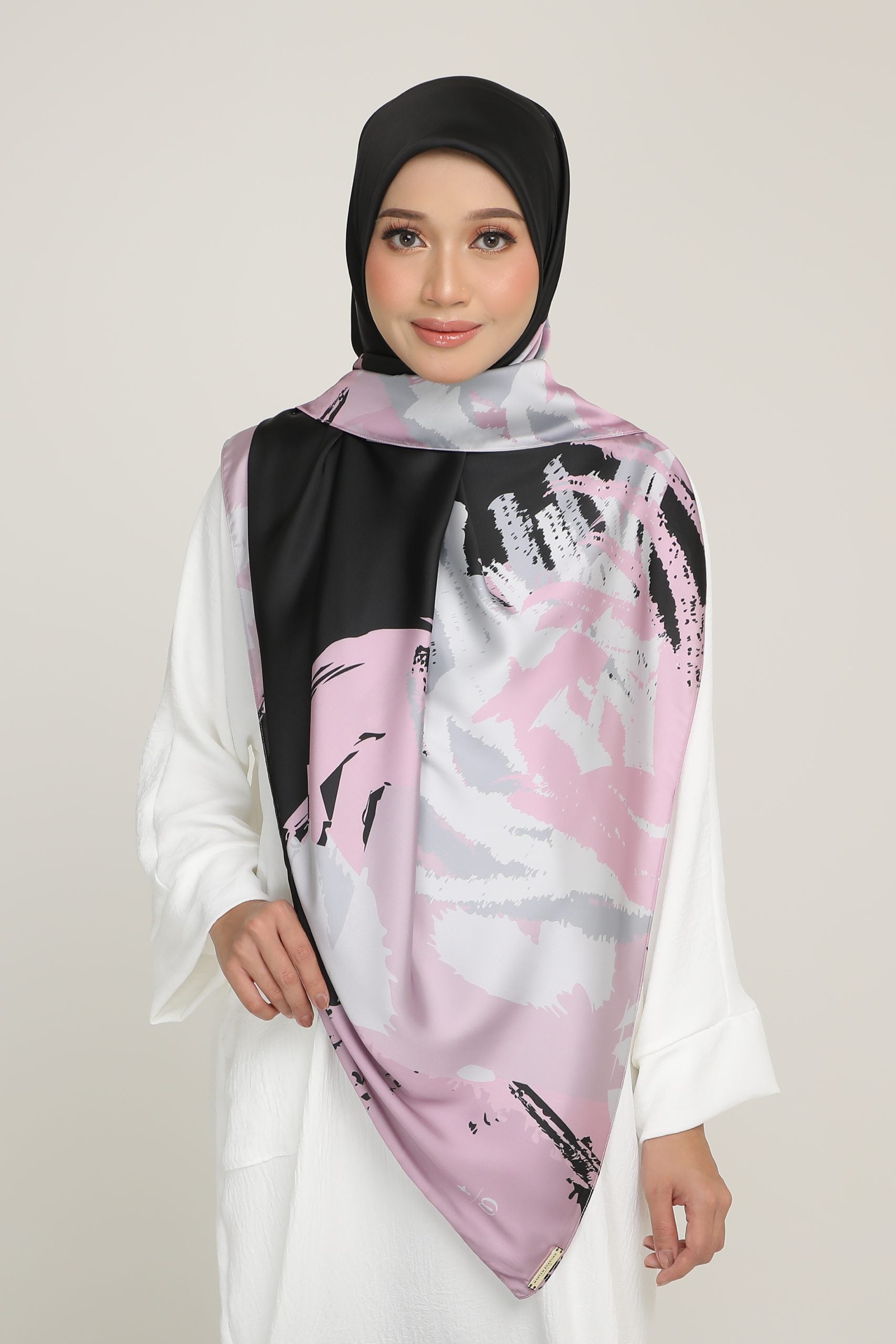 Classic Bawal Auristila Pinky Black